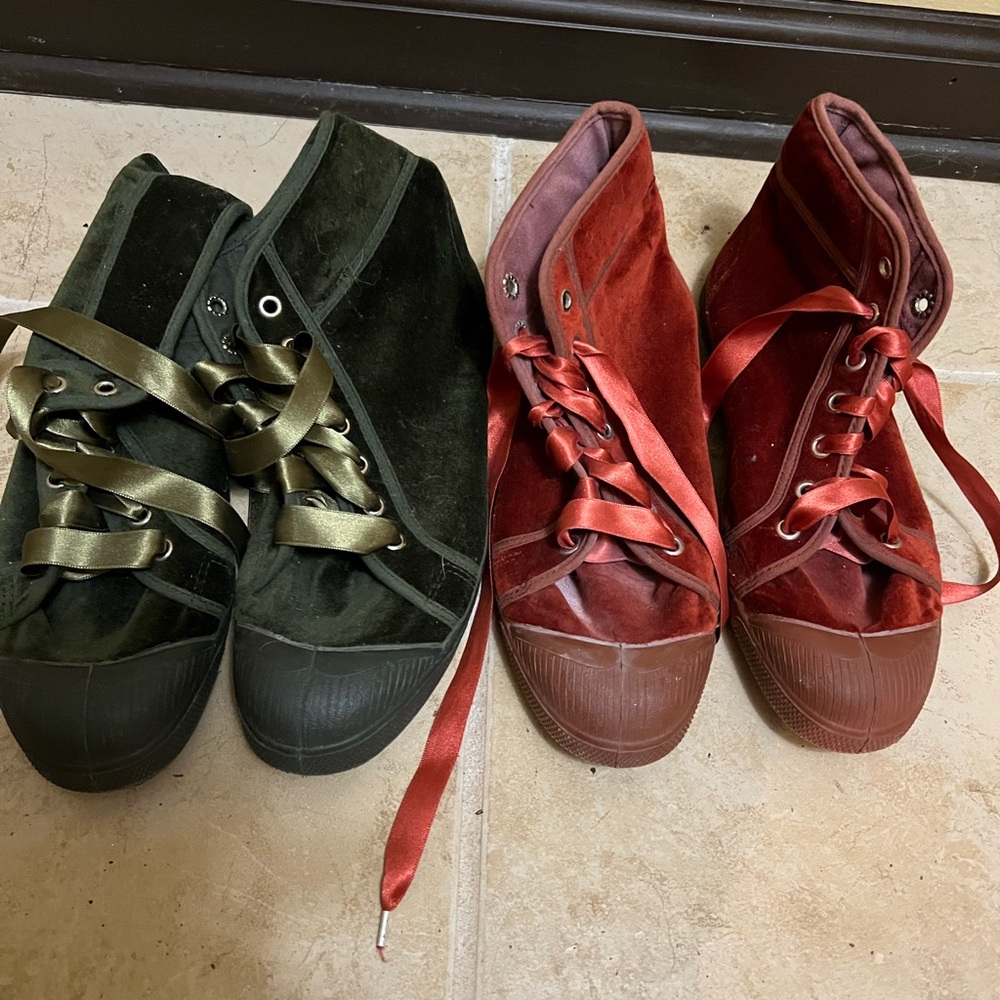 Velvet High-Top Sneakers - Red and Green.  FREE PEOPLE. Fits 8.5-9.